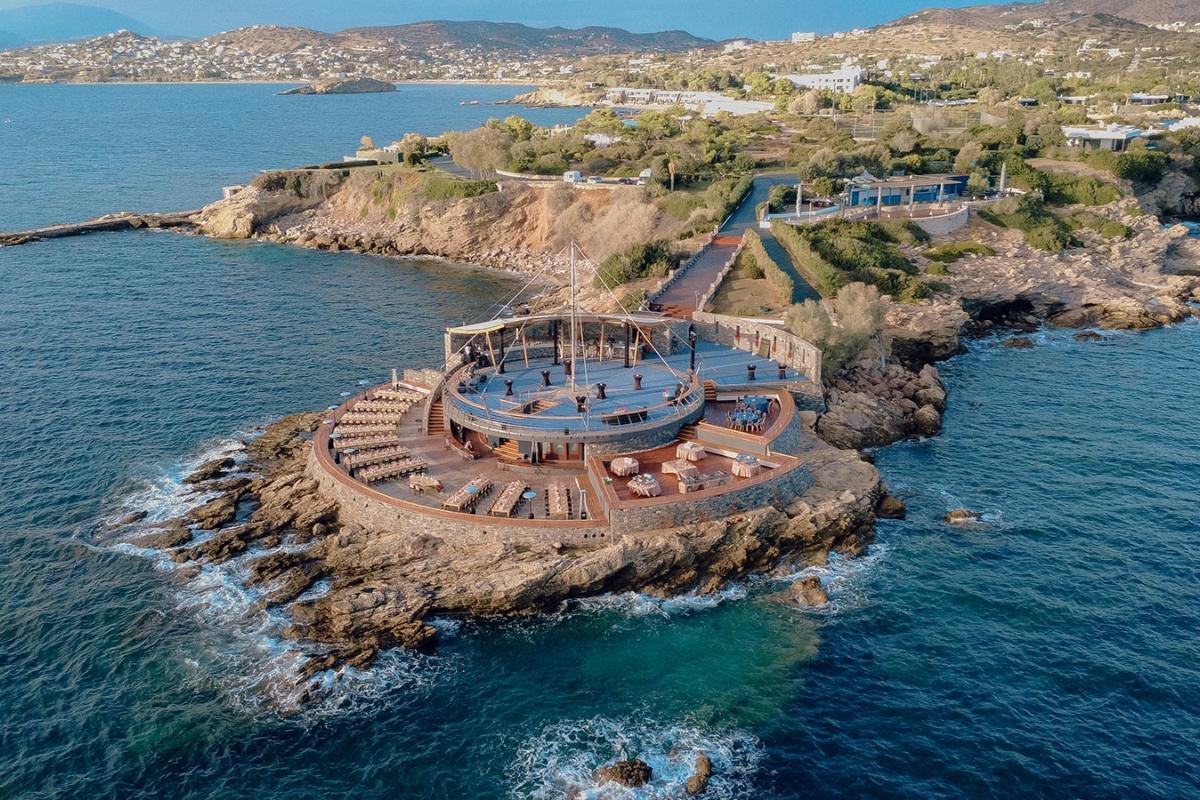 An elegant wedding venue in Athens Riviera during daytime in a destination wedding in greece